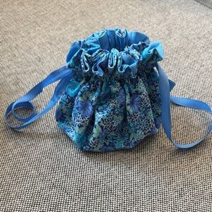 Blue Floral Drawstring Pouch Bag